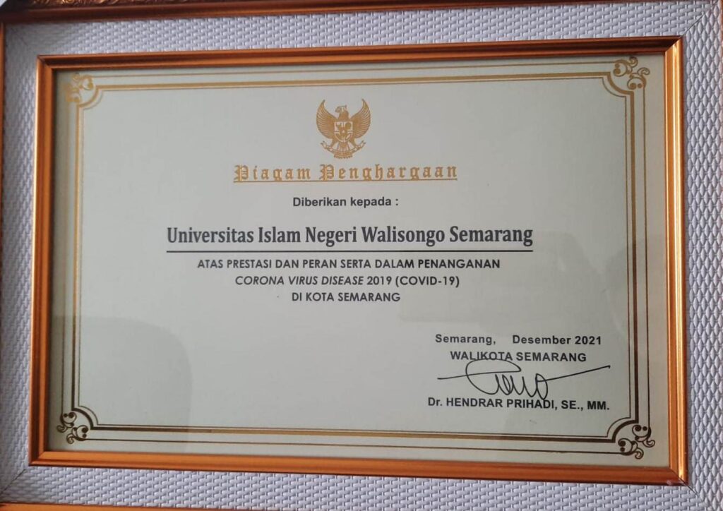 UIN Walisongo Terima Penghargaan Kemanusiaan Bantu Atasi Covid 19