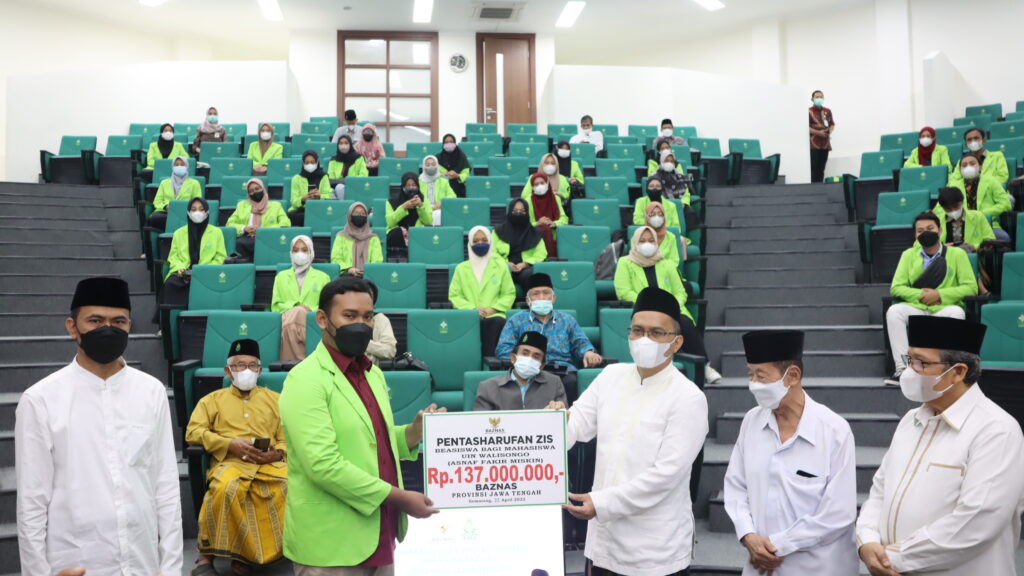 BAZNAS Provinsi Jawa Tengah Salurkan Beasiswa ZIS bagi Mahasiswa UIN Walisongo BAZNAS Provinsi Jawa Tengah Salurkan Beasiswa ZIS bagi Mahasiswa UIN Walisongo