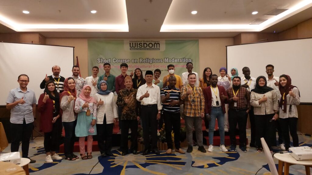 Puluhan Mahasiswa Asing Ikuti International Short Program WISDOM UIN Walisongo Puluhan Mahasiswa Asing Ikuti International Short Program WISDOM UIN Walisongo