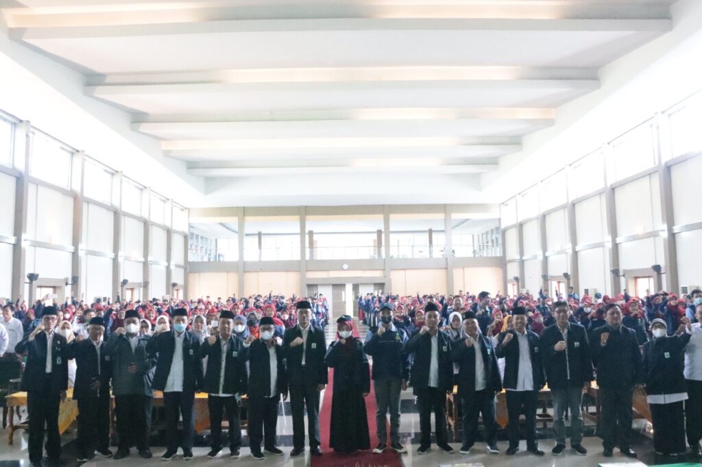 2466 Mahasiswa KKN Diterjunkan, Siap Jadi Duta Walisongo 2466 Mahasiswa KKN Diterjunkan, Siap Jadi Duta Walisongo