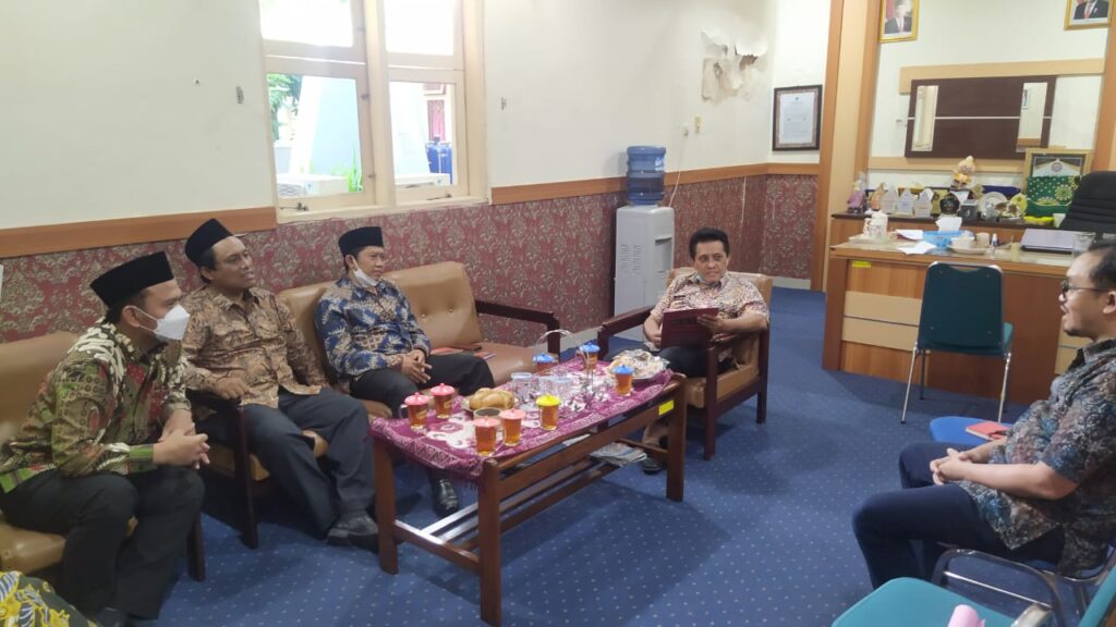Tingkatkan Kolaborasi Antar Lembaga, FISIP UIN Walisongo Inisiasi Kerjasama dengan Kesbangpol Provinsi Jawa Tengah Tingkatkan Kolaborasi Antar Lembaga, FISIP UIN Walisongo Inisiasi Kerjasama dengan Kesbangpol Provinsi Jawa Tengah