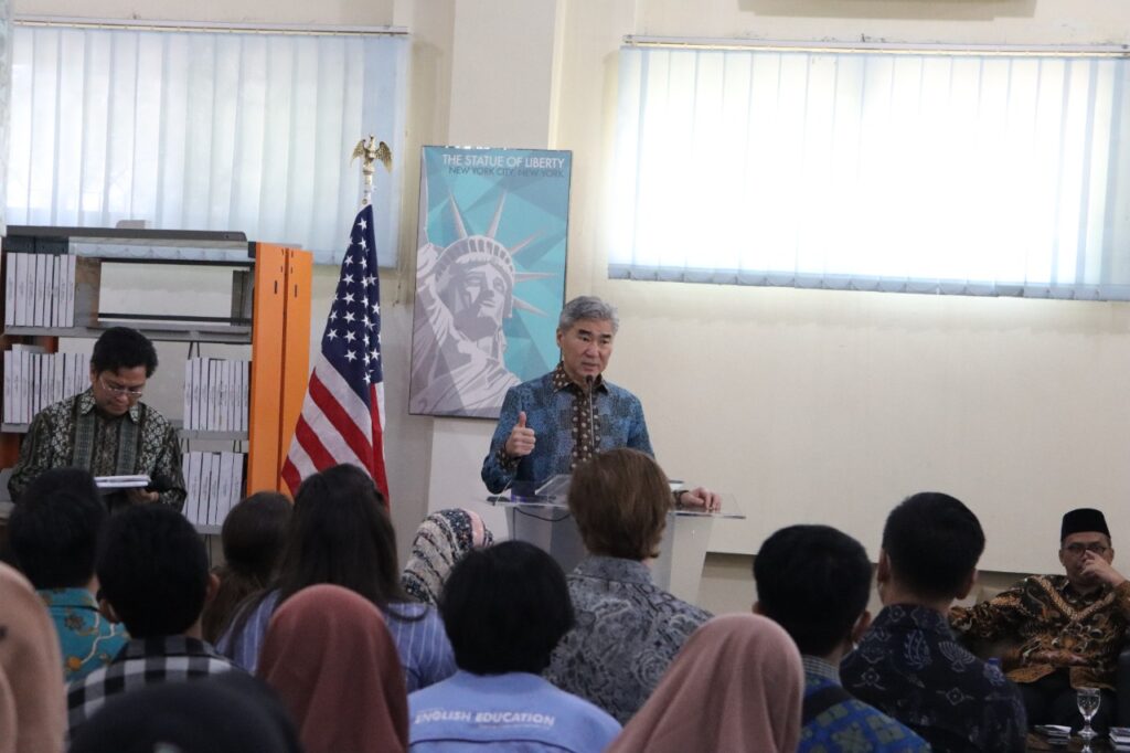 Dubes Amerika Sung Y. Kim Sapa Mahasiswa UIN Walisongo
