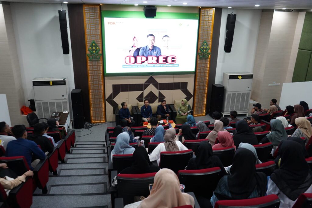 KPI UIN Walisongo adakan Kuliah Dosen Tamu di Planetarium UIN Walisongo KPI UIN Walisongo adakan Kuliah Dosen Tamu di Planetarium UIN Walisongo