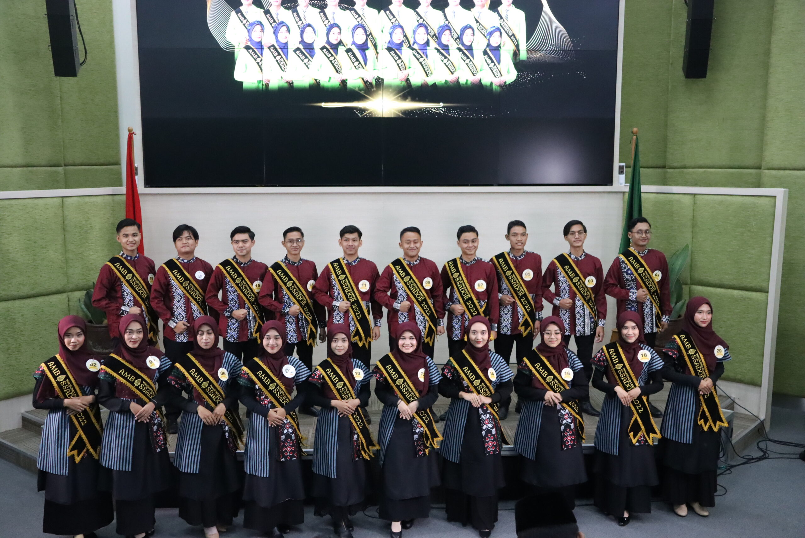 Grand Final WCA 2022 : Representasi Mahasiswa UIN Walisongo Berilmu, Berbudi, dan Berbudaya Grand Final WCA 2022 : Representasi Mahasiswa UIN Walisongo Berilmu, Berbudi, dan Berbudaya