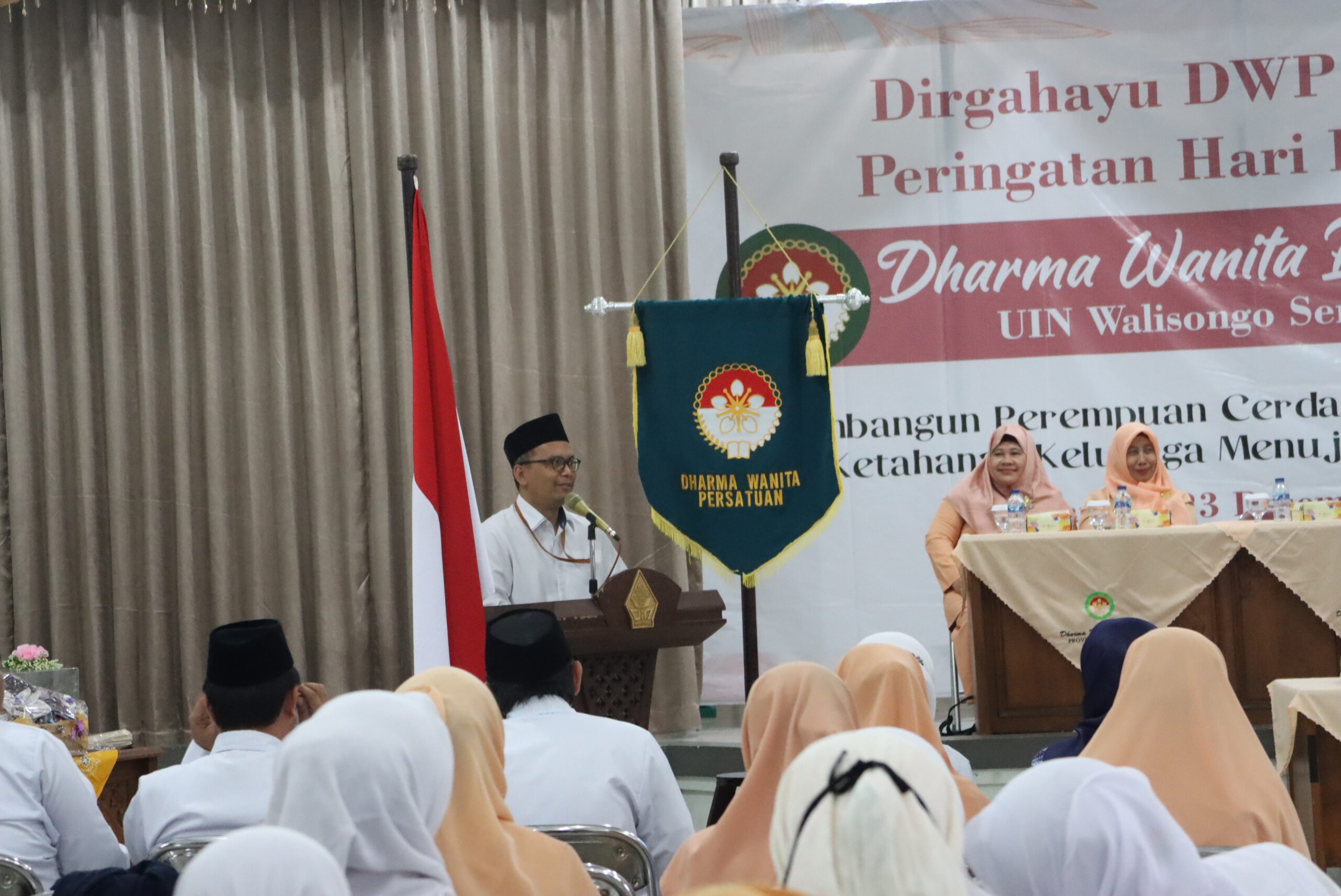 Peringati Harlah Ke-23, DWP UIN Walisongo Launching Paguyuban Peduli Pisah Keluarga