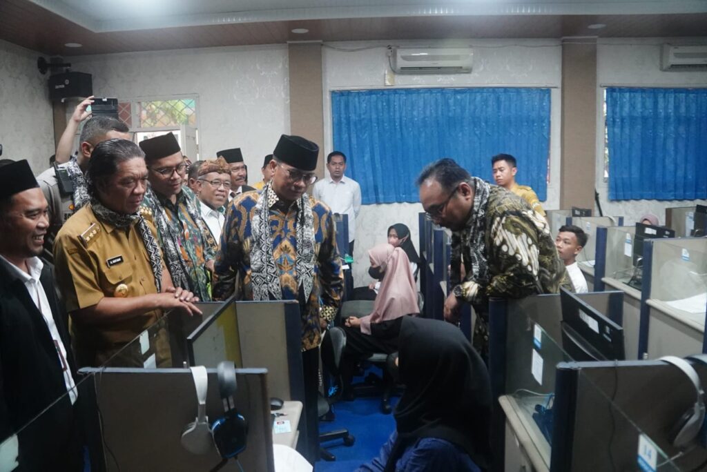 Tinjau Pelaksanaan UM-PTKIN 2023, Menag : Terbuka Bagi Semua Agama Tinjau Pelaksanaan UM-PTKIN 2023, Menag : Terbuka Bagi Semua Agama