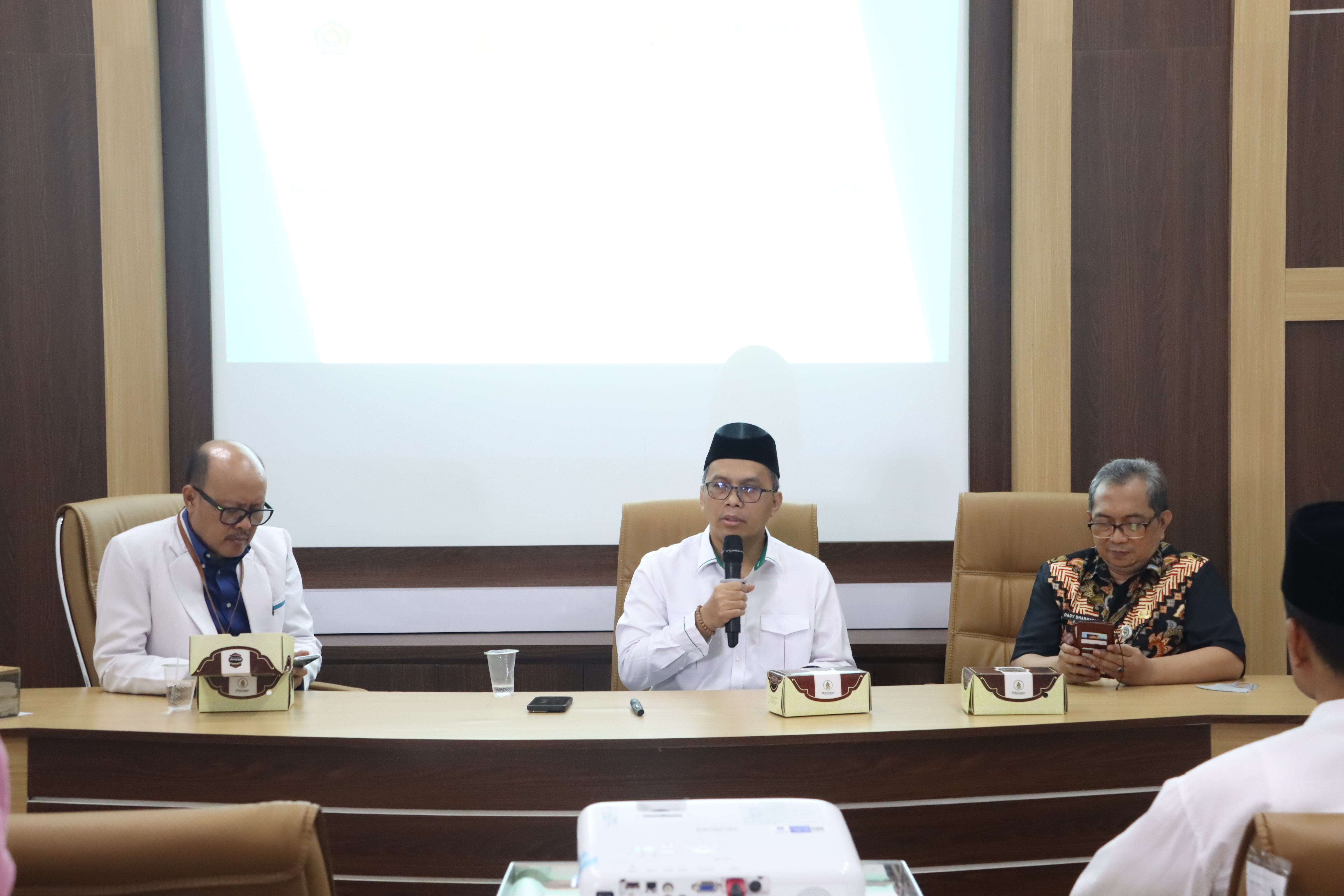 Akselerasi Izin Pendirian FK, UIN Walisongo Gelar Workshop RS Pendidikan Utama