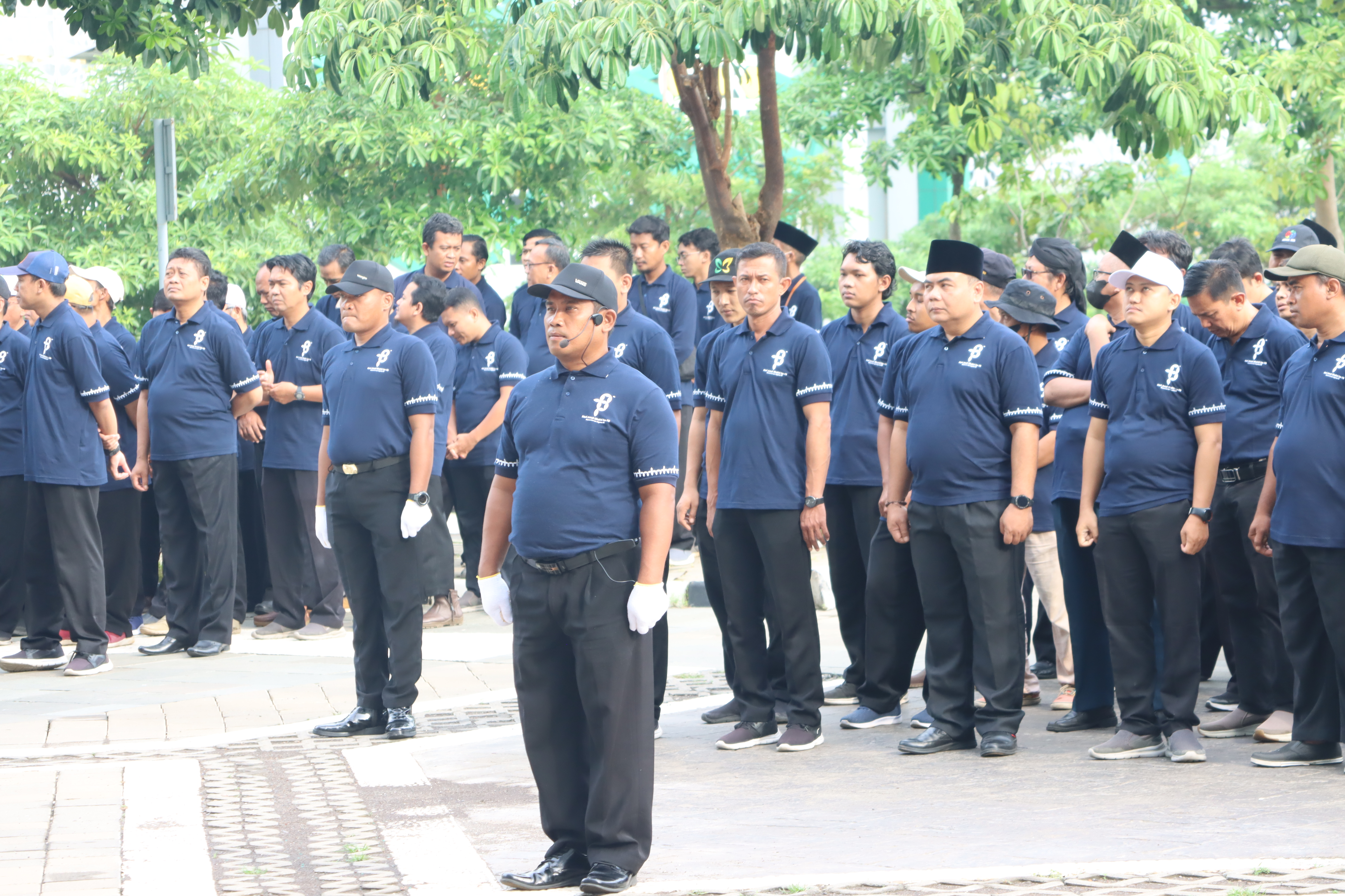 Sambut Hari Hari Amal Bhakti Kemenag ke-78, UIN Walisongo Gelar Apel Seluruh Pegawai