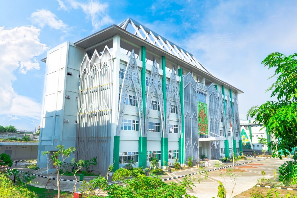 Membanggakan 54 Dosen dan Mahasiswa UIN Walisongo Terpilih di AICIS 2024 Membanggakan 54 Dosen dan Mahasiswa UIN Walisongo Terpilih di AICIS 2024