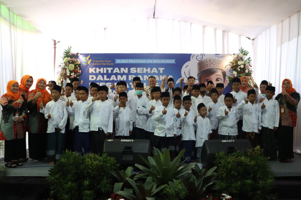 165 Anak dari Berbagai Daerah Ikuti Khitan Sehat UIN Walisongo