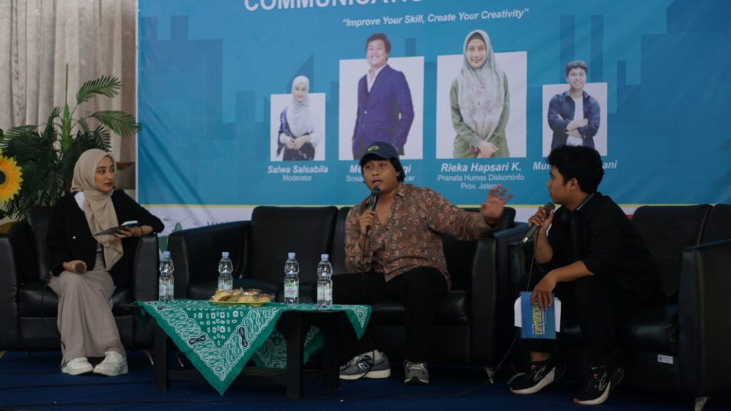 Talk Show Communicative (Communication Creative 2024) : Improve Your Skill, Create Your Creativity Talk Show Communicative (Communication Creative 2024) : Improve Your Skill, Create Your Creativity