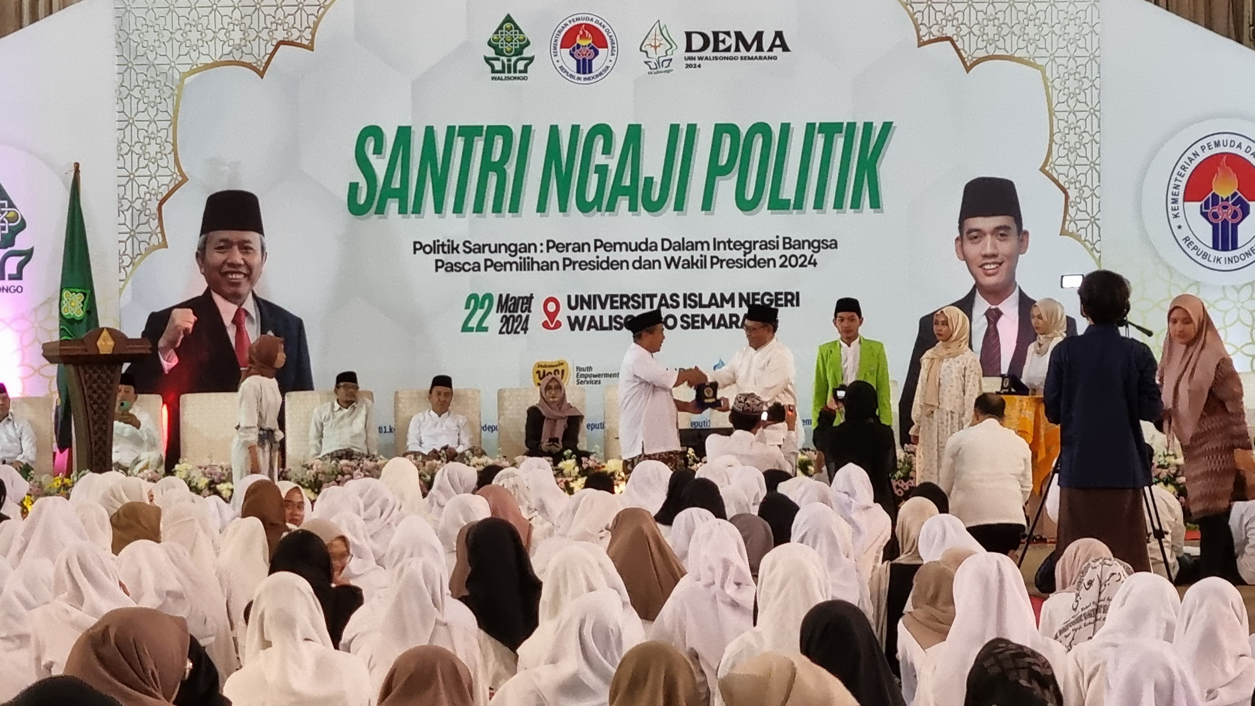 Santri Ngaji Politik, Asrorun Ni’am: Santri Harus Jadi Watchdog dan Agent Of Change