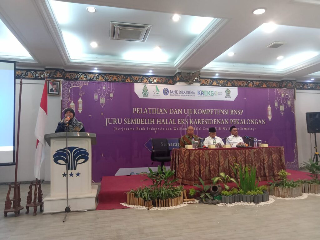 Walisongo Halal Center Terbitkan 275 Sertifikat Juru Sembelih Halal Se-eks Karisedenan Pekalongan Walisongo Halal Center Terbitkan 275 Sertifikat Juru Sembelih Halal Se-eks Karisedenan Pekalongan