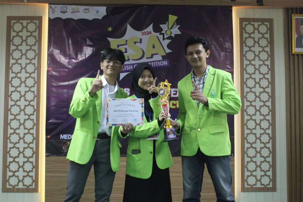 Mahasiswa UIN Walisongo Rebut Juara 1 Debat Bahasa Inggris di UIN Banten Mahasiswa UIN Walisongo Rebut Juara 1 Debat Bahasa Inggris di UIN Banten