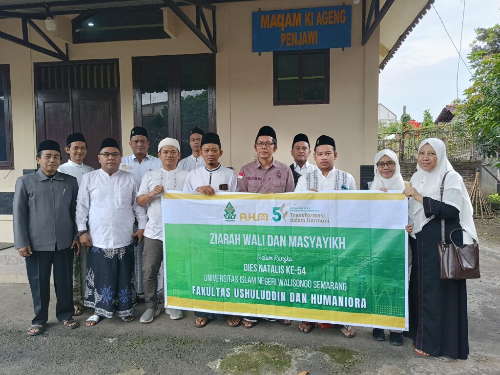 FUHUM UIN Walisongo Ziarah Ke Jepara Dan Pati, Sambut Dies Natalis UIN Walisongo Ke-54 FUHUM UIN Walisongo Ziarah Ke Jepara Dan Pati, Sambut Dies Natalis UIN Walisongo Ke-54