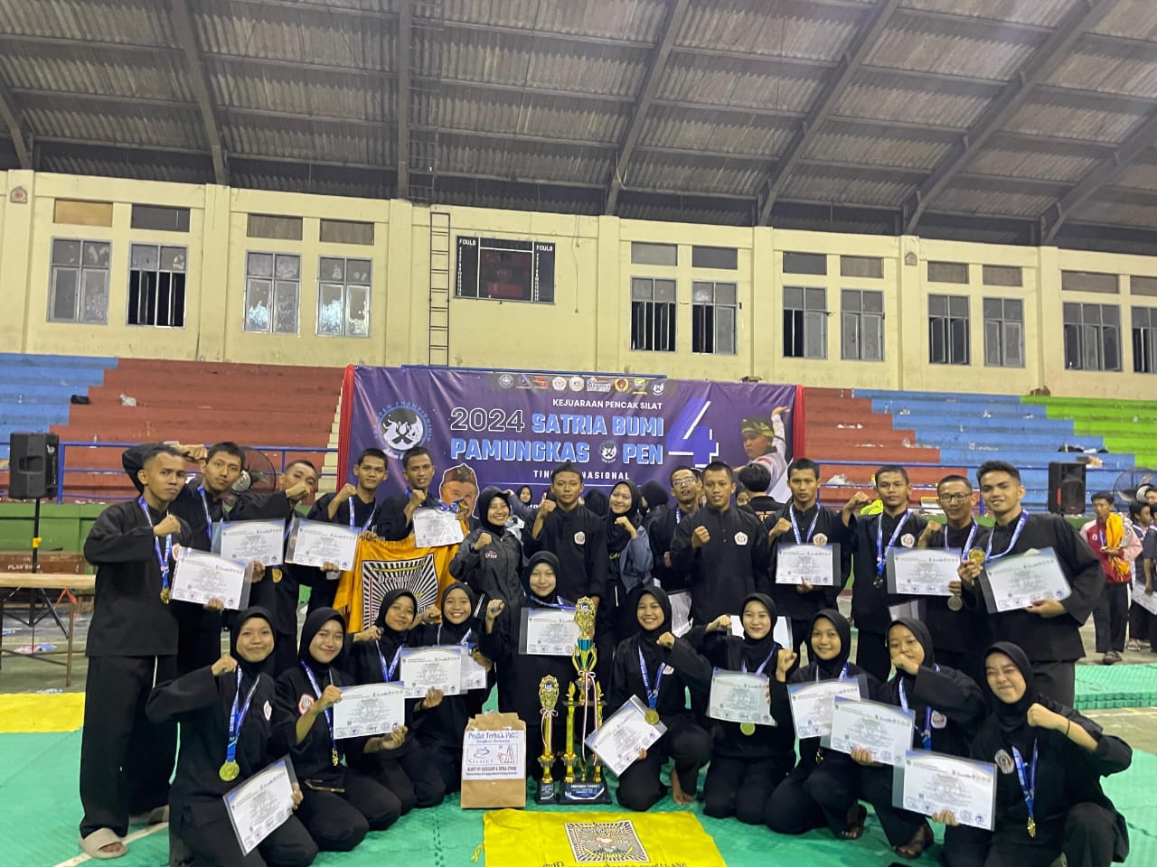 UKM PSHT UIN Walisongo Borong Medali di Kejuaraan Nasional Pencak Silat, Raih Penghargaan Kontingen Terbaik