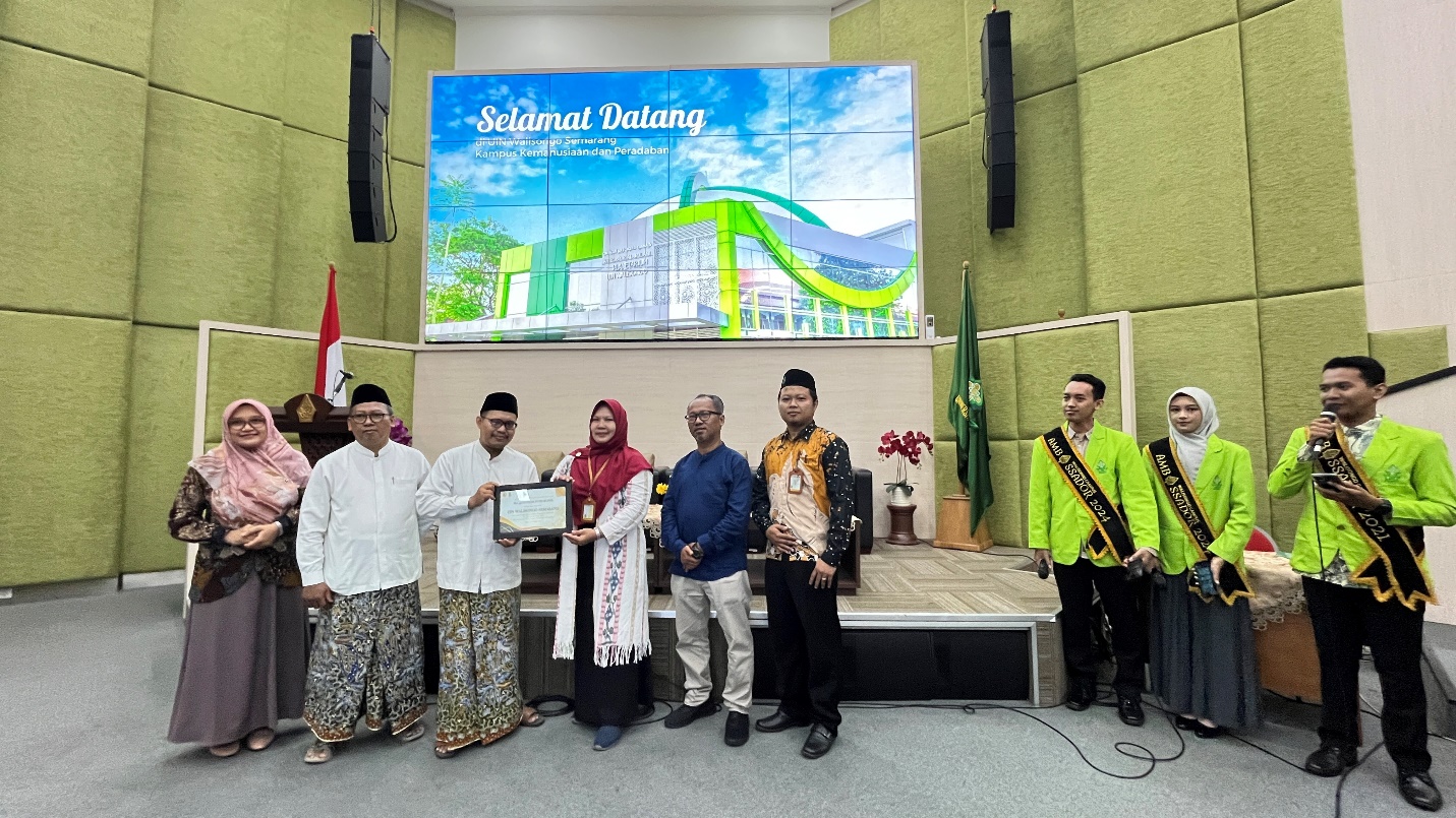 Berikan Layanan Program ‘School Visit to UIN Walisongo’,  UIN Walisongo Semarang Terima Kunjungan MA Qudsiyyah Putri Kudus