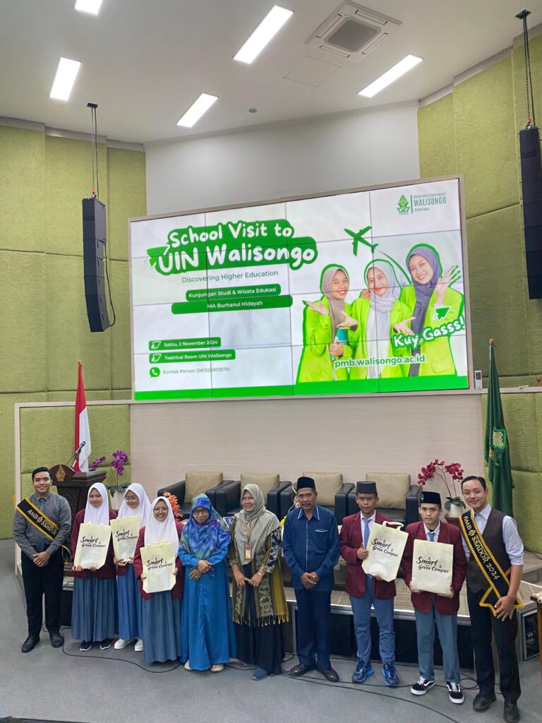 Maksimalkan Peran IKAJATIM, Admisi UIN Walisongo Tetap Layani Kunjungan MA Burhanul Hidayah Sidoarjo Saat Moment Wisuda Maksimalkan Peran IKAJATIM, Admisi UIN Walisongo Tetap Layani Kunjungan MA Burhanul Hidayah Sidoarjo Saat Moment Wisuda