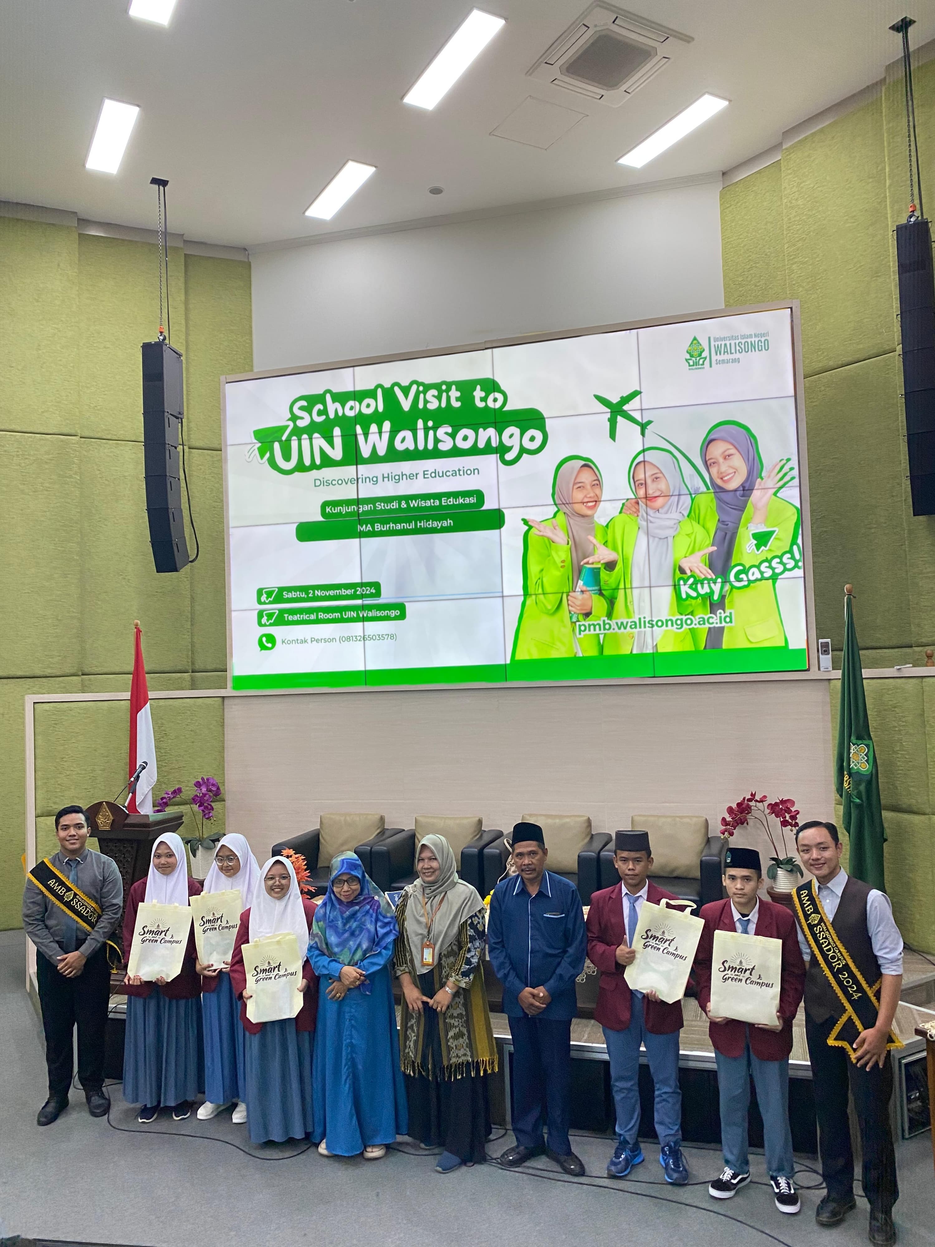 Maksimalkan Peran IKAJATIM, Admisi UIN Walisongo Tetap Layani Kunjungan MA Burhanul Hidayah Sidoarjo Saat Moment Wisuda