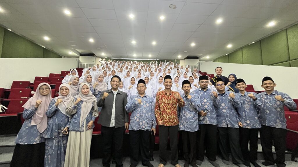 Bersama UIN Walisongo, MA Sains Tebuireng Putri Siapkan Generasi Muslimah Unggul di Bidang Sains Bersama UIN Walisongo, MA Sains Tebuireng Putri Siapkan Generasi Muslimah Unggul di Bidang Sains