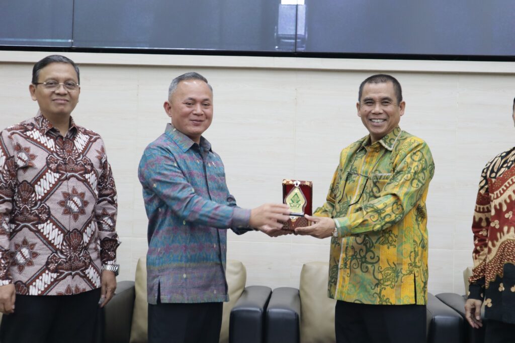 Buka Uji Publik RUU HAM, Rektor UIN Walisongo Tekankan Pentingnya Partisipasi Publik dalam Penyusunan Regulasi Complicated