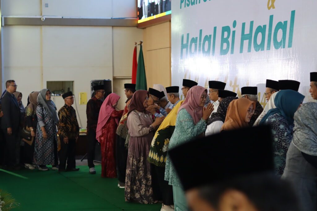 Pesan Cinta KH. Ubaidillah Shodaqoh di UIN Walisongo: Mahabbah adalah Fondasi Utama Pendidikan dan Pengabdian Pesan Cinta KH. Ubaidillah Shodaqoh di UIN Walisongo: Mahabbah adalah Fondasi Utama Pendidikan dan Pengabdian