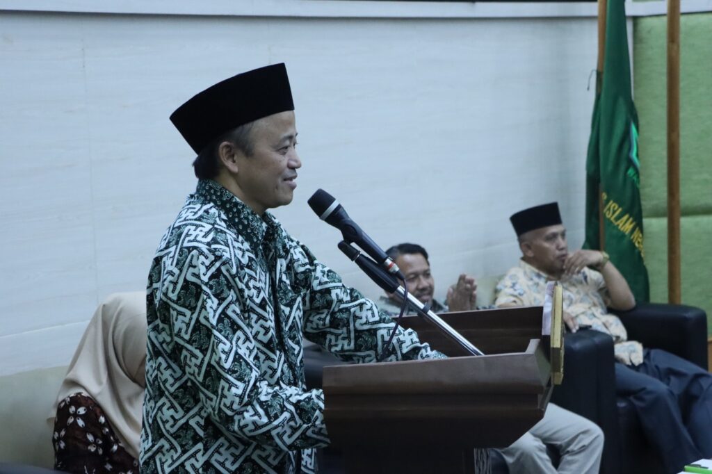 Jadi Perguruan Tinggi Penyelenggara, UIN Walisongo Bersama Dr. Ruchman Basori Bedah Tuntas Kiat Lolos Beasiswa BIB Kemenag 2026 Jadi Perguruan Tinggi Penyelenggara, UIN Walisongo Bersama Dr. Ruchman Basori Bedah Tuntas Kiat Lolos Beasiswa BIB Kemenag 2026
