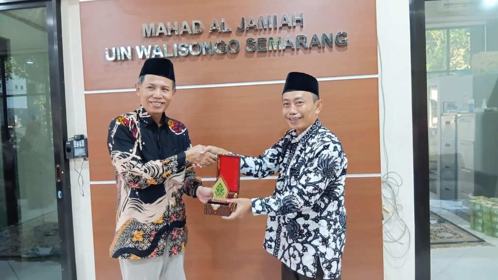Ma’had Al-Jami’ah UIN Walisongo Terima Studi Banding UIN Ponorogo, Perkuat Kolaborasi dan Inovasi Pembinaan Mahasantri Ma’had Al-Jami’ah UIN Walisongo Terima Studi Banding UIN Ponorogo, Perkuat Kolaborasi dan Inovasi Pembinaan Mahasantri