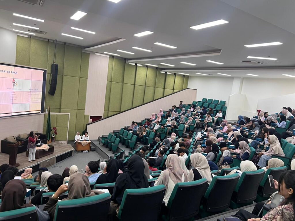 Cegah Gen Z Terjerat Pinjol dan Investasi Bodong, UIN Walisongo Gandeng Bank Mandiri Gelar Career & Finance Masterclass Cegah Gen Z Terjerat Pinjol dan Investasi Bodong, UIN Walisongo Gandeng Bank Mandiri Gelar Career & Finance Masterclass