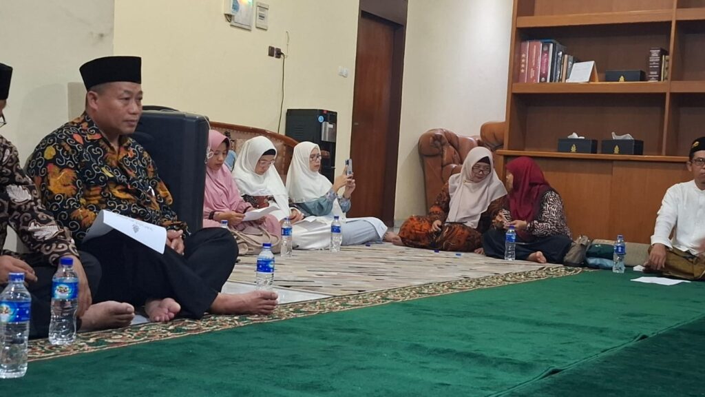 Ikhtiar Batin untuk mewujudkan Program Kampus, UIN Walisongo Selenggarakan Mujahadah dan Doa Bersama Ikhtiar Batin untuk mewujudkan Program Kampus, UIN Walisongo Selenggarakan Mujahadah dan Doa Bersama