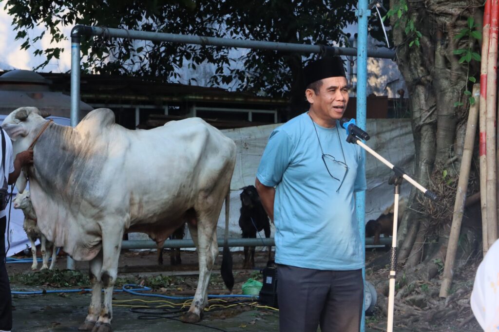 Semangat Berbagi di Tengah Tantangan Ekonomi, Jumlah Hewan Kurban Di UIN Walisongo Meningkat Semangat Berbagi di Tengah Tantangan Ekonomi, Jumlah Hewan Kurban Di UIN Walisongo Meningkat