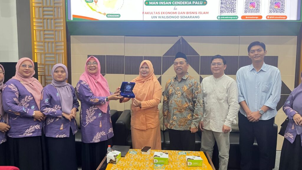 MAN Insan Cendekia Palu Kunjungi UIN Walisongo, Perluas Wawasan Studi Lanjut ke PTKIN MAN Insan Cendekia Palu Kunjungi UIN Walisongo, Perluas Wawasan Studi Lanjut ke PTKIN