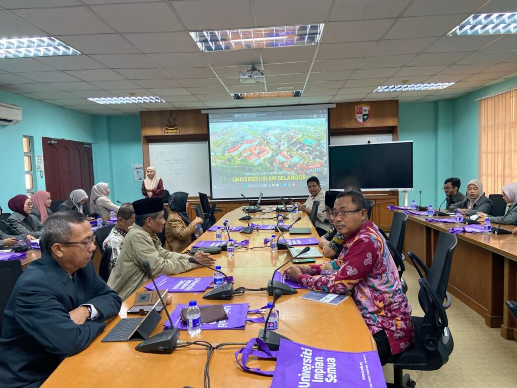 Sinergi Dosen-Mahasiswa Magister PAI UIN Walisongo Jawab Tantangan Pendidikan Global di UIS Malaysia