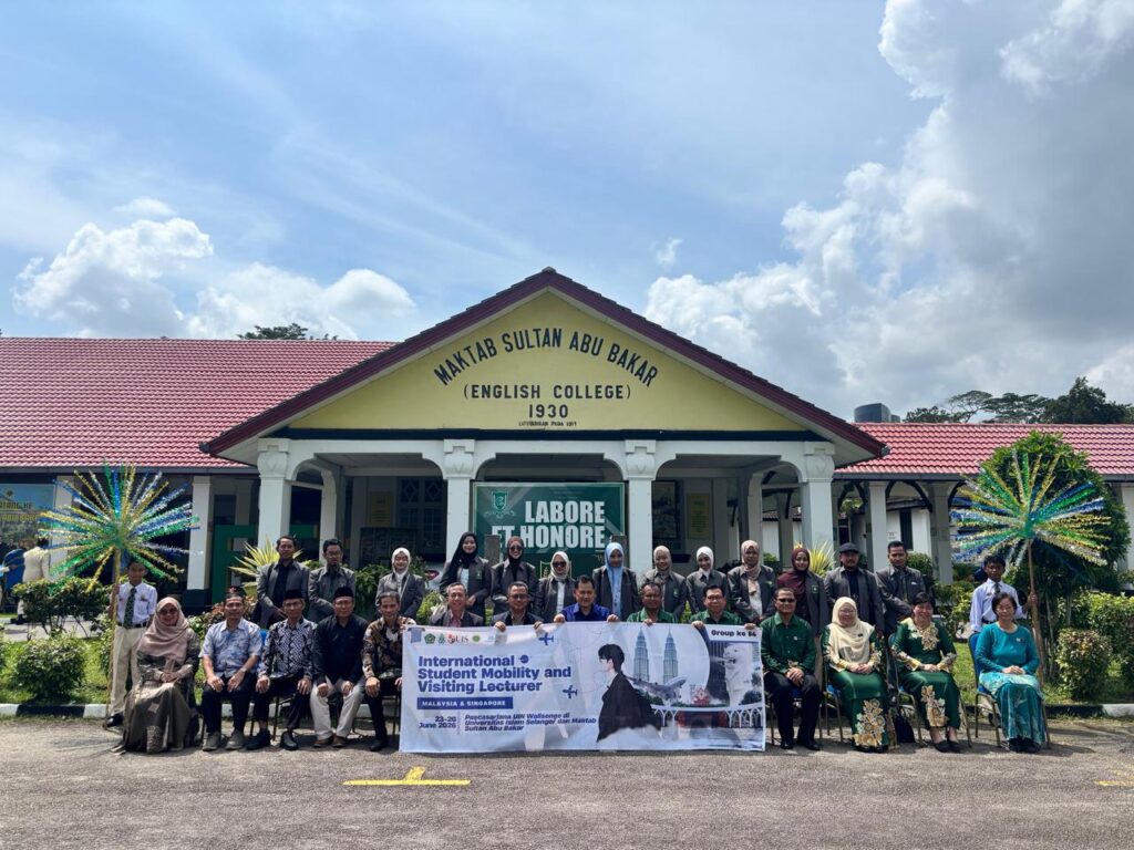 Mahasiswa Magister PAI UIN Walisongo Praktik Mengajar di Maktab Sultan Abu Bakar Malaysia