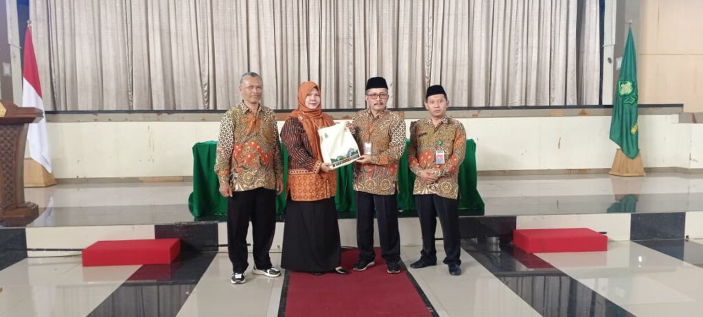 UIN Walisongo Berikan Layanan Praktik Pembelajaran Lapangan kepada 384 Siswa-siswi MAN 1 Magelang