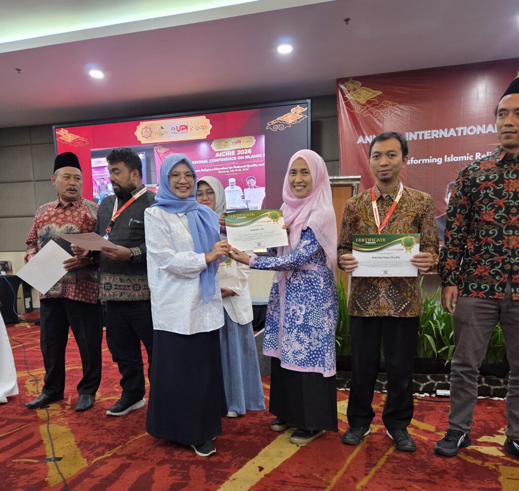 Borong Tiga Penghargaan Sekaligus! Prodi S-1 PAI UIN Walisongo Sapu Bersih Rekognisi Institusi dan Individu di AICIRE 2026 Borong Tiga Penghargaan Sekaligus! Prodi S-1 PAI UIN Walisongo Sapu Bersih Rekognisi Institusi dan Individu di AICIRE 2026