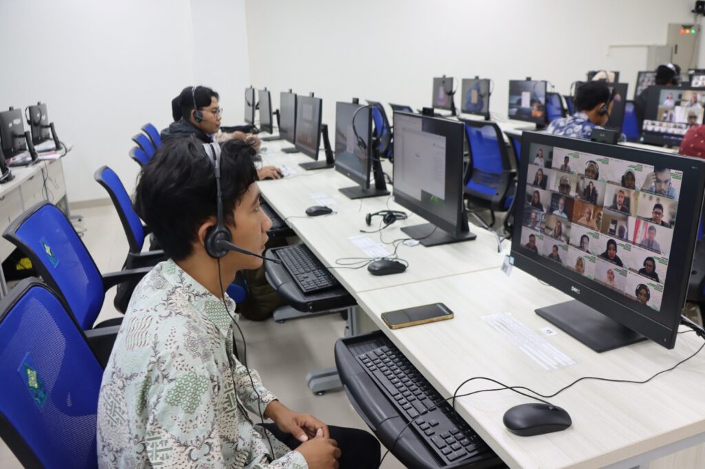 Mahasiswa dan Alumni Tampilkan Prestasi Terbaik pada Sesi Student and Alumni ACQUIN di UIN Walisongo Mahasiswa dan Alumni Tampilkan Prestasi Terbaik pada Sesi Student and Alumni ACQUIN di UIN Walisongo