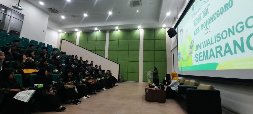 MGBK MA Bojonegoro Kunjungi UIN Walisongo, Dalami Informasi Jalur Masuk dan Penguatan Pendampingan Karier Siswa MGBK MA Bojonegoro Kunjungi UIN Walisongo, Dalami Informasi Jalur Masuk dan Penguatan Pendampingan Karier Siswa