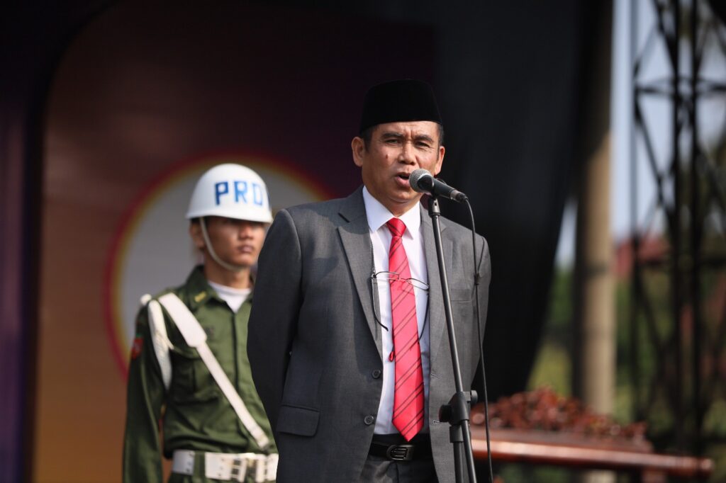 Buka PBAK 2026, Rektor UIN Walisongo Ajak 4.623 Mahasiswa Baru Jadi ‘Global Student’ dan Berakhlak Islami Buka PBAK 2026, Rektor UIN Walisongo Ajak 4.623 Mahasiswa Baru Jadi ‘Global Student’ dan Berakhlak Islami