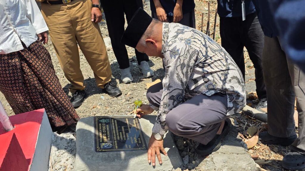 KKN MIT ke-22 UIN Walisongo Revitalisasi Makam Kepunden Mbah Demang, Dorong Potensi Wisata Religi Desa Bunderan