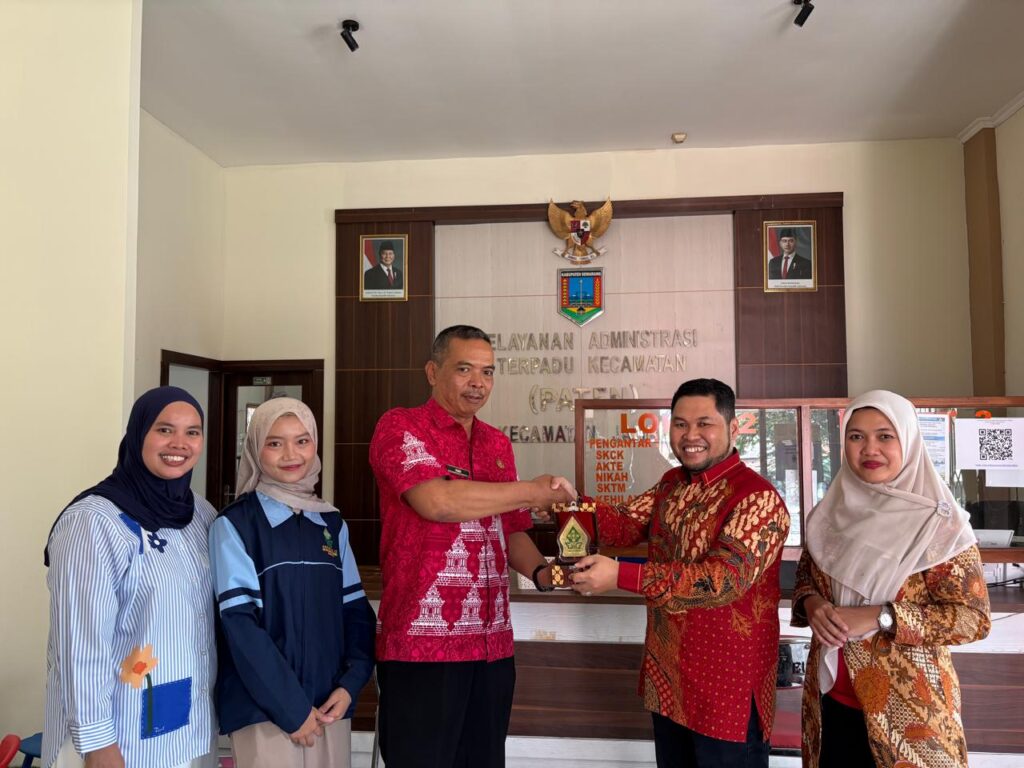 Penarikan KKN UIN Walisongo, Dua Kecamatan di Kabupaten Semarang Berharap Waktu KKN Diperpanjang Penarikan KKN UIN Walisongo, Dua Kecamatan di Kabupaten Semarang Berharap Waktu KKN Diperpanjang