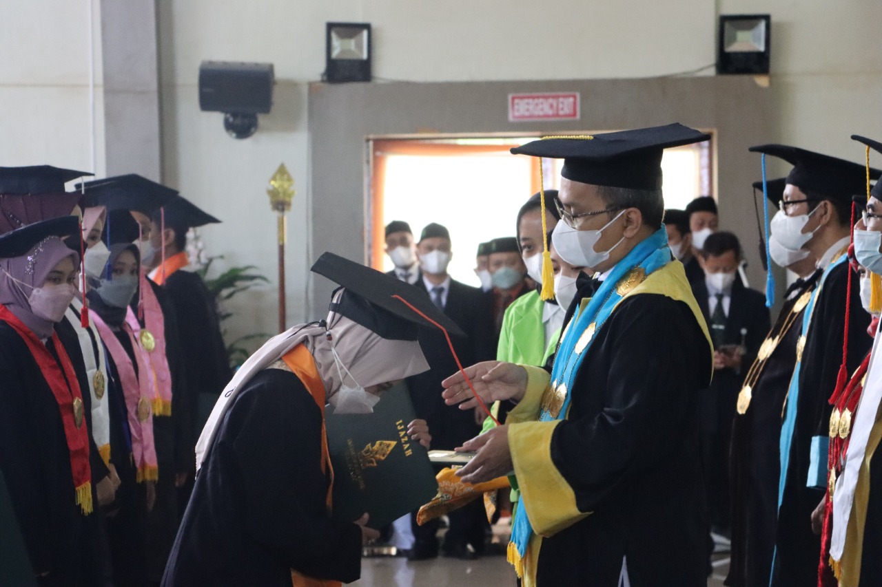 UIN Walisongo Gelar Wisuda Secara Offline, Luluskan 544 Mahasiswa