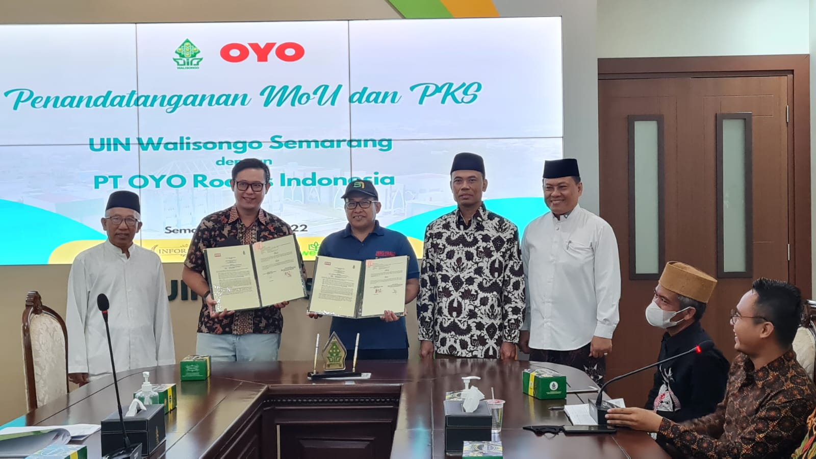 Dukung Internasionalisasi Wisma, UIN Walisongo Teken Kerja Sama dengan PT OYO Rooms Indonesia