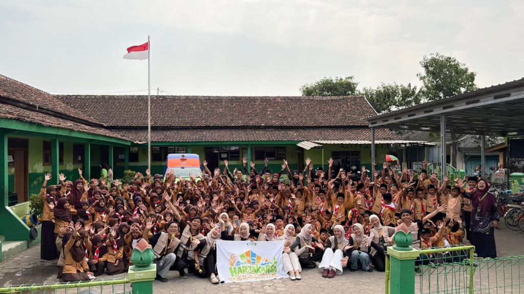 Peringati Hari Anak Nasional, KKN UIN Walisongo Gelar Budaya Literasi Peringati Hari Anak Nasional, KKN UIN Walisongo Gelar Budaya Literasi