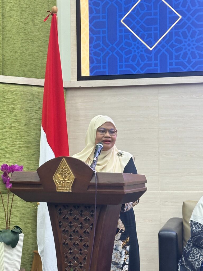 Menakar Arah Hukum Islam dalam Menghadapi Tantangan Global, dari Hukum Keluarga hingga Keadilan Sosial Menakar Arah Hukum Islam dalam Menghadapi Tantangan Global, dari Hukum Keluarga hingga Keadilan Sosial
