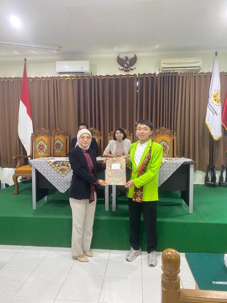 Borong Penghargaan! Tim Debat FSH UIN Walisongo Sabet Juara 1 dan Best Speaker di Law Action 2026 Borong Penghargaan! Tim Debat FSH UIN Walisongo Sabet Juara 1 dan Best Speaker di Law Action 2026