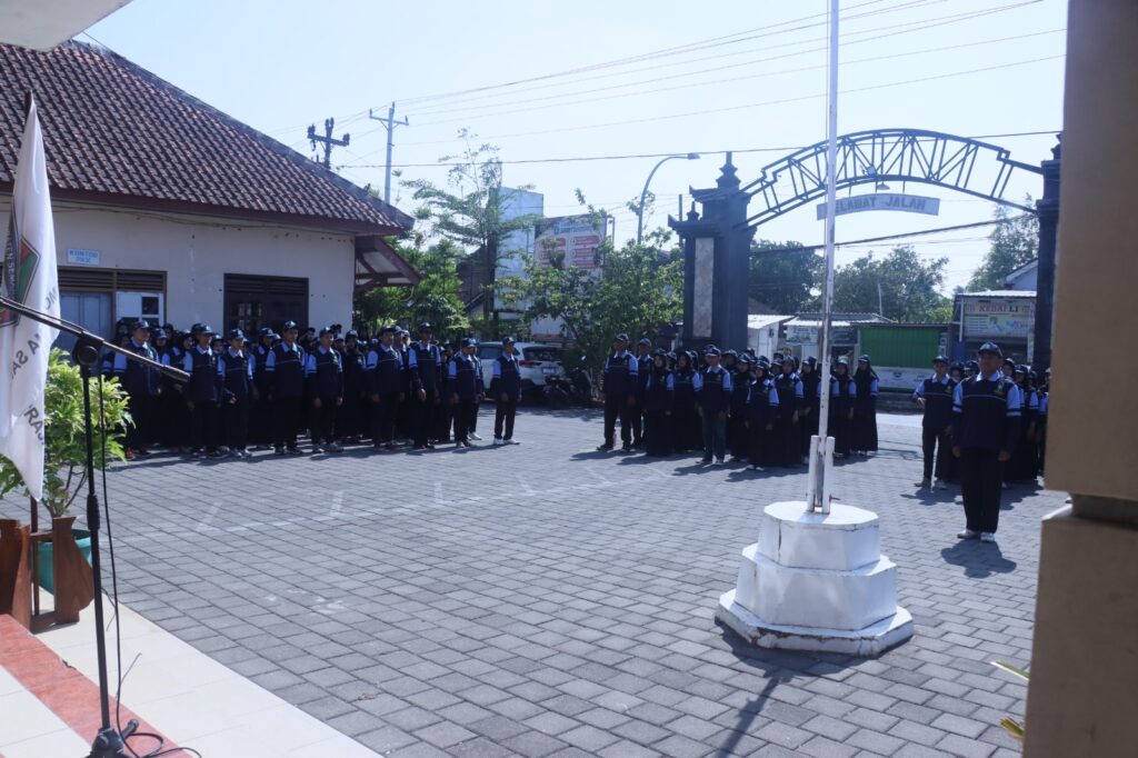 Bekali Mahasiswa dengan Potensi Desa dan Semangat Pengabdian, UIN Walisongo Terjunkan Peserta KKN di Susukan Bekali Mahasiswa dengan Potensi Desa dan Semangat Pengabdian, UIN Walisongo Terjunkan Peserta KKN di Susukan