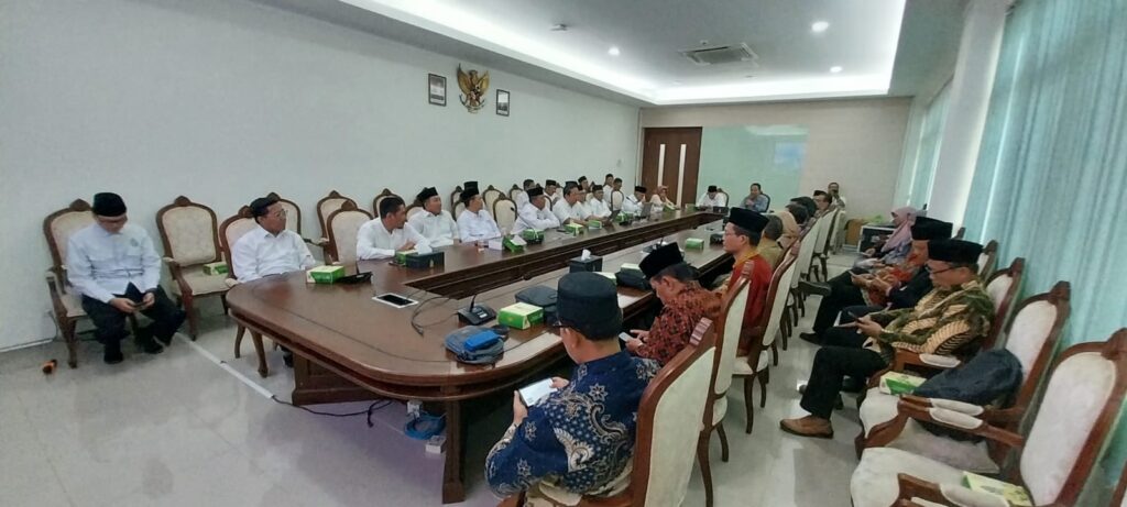 Senat UIN Ponorogo Belajar Praktik Baik Tata Kelola Kelembagaan ke UIN Walisongo